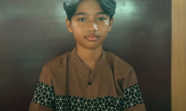 Kisah Merpati Kesayangan Max